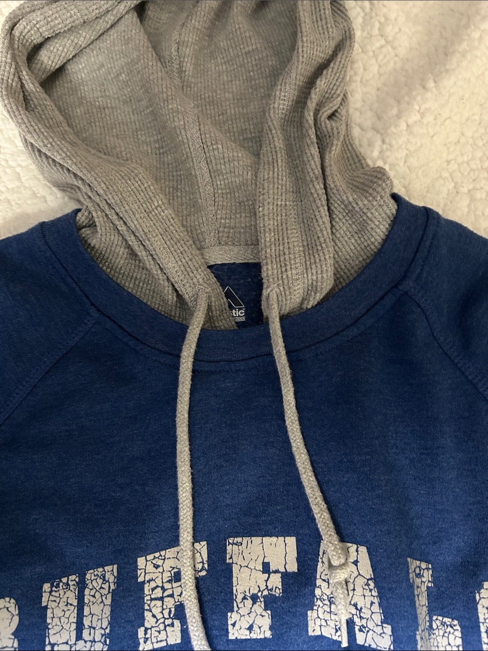 Buffalo Bills Hoodie 🏈 - Picture 8 of 9